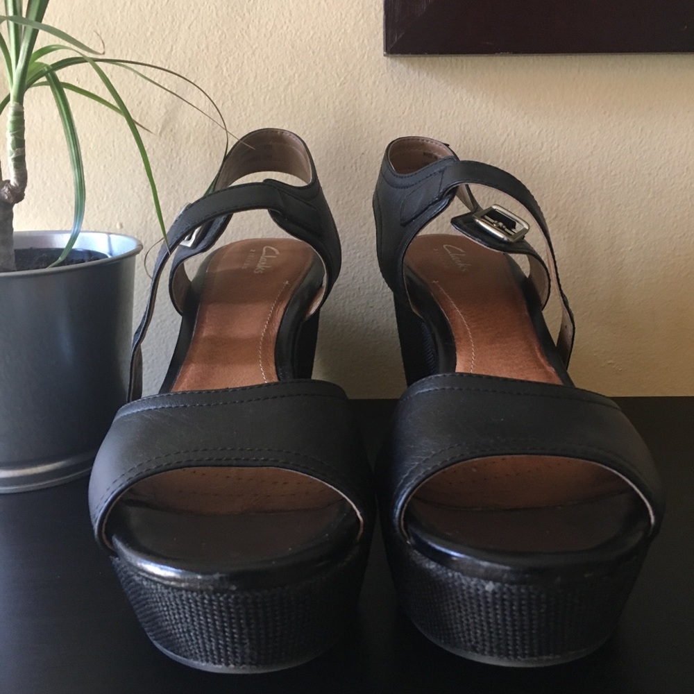 EUC- Clark Wedge Sandals